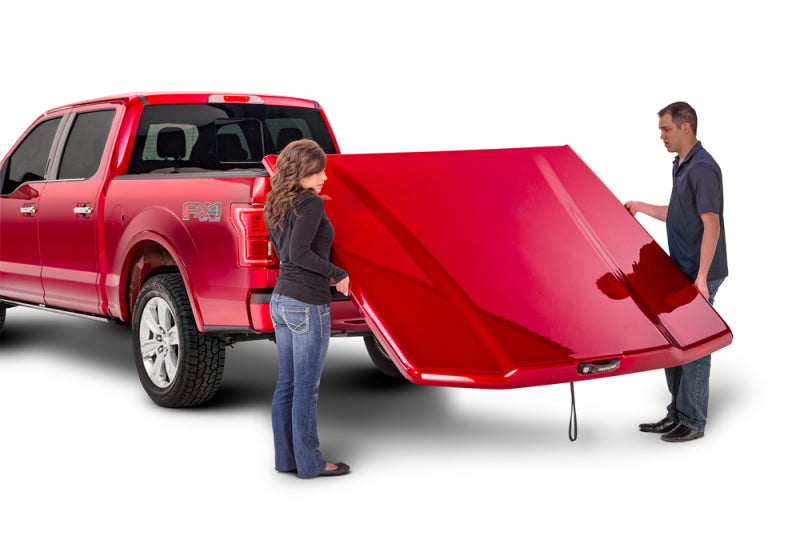 17-20 Ford F-150 UnderCoverUC2168L-N6 6.5ft Elite LX Bed Cover - Blue Lightning Effect