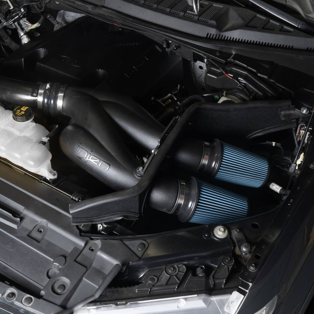 15-25 Ford F150 3.5L / 17-25 Raptor 3.5L / 18-24 Ford Expedition 3.5L / 18-24 Navigator Injen PF9032RB Midnight Black Power-Flow Air Intake System