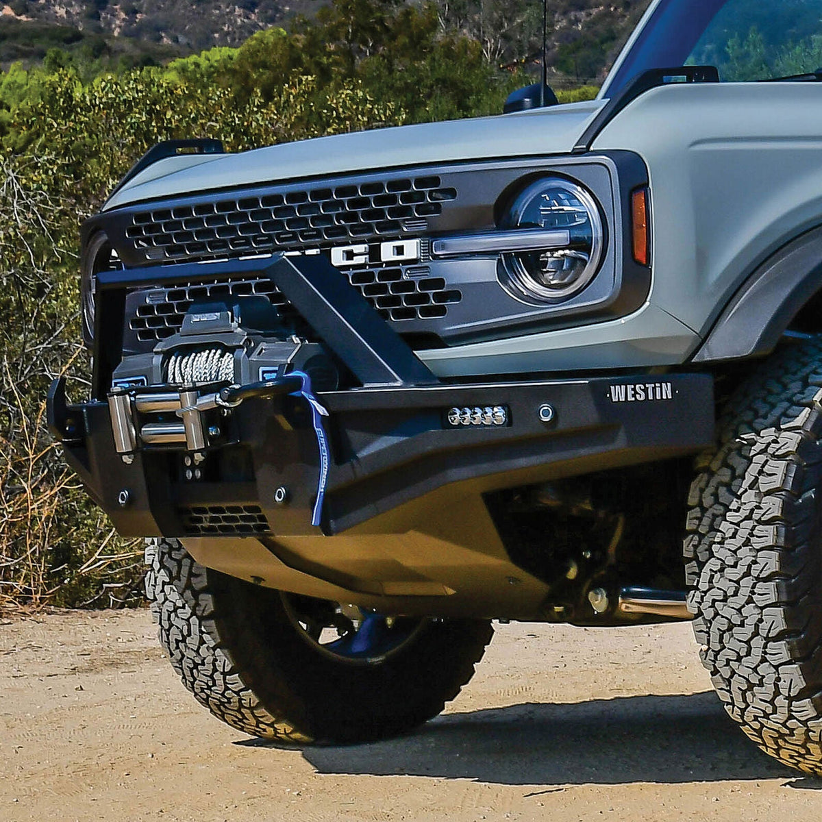 21-26 Ford Bronco Westin 59-741255 XTS Angular Bull Bar Textured Black