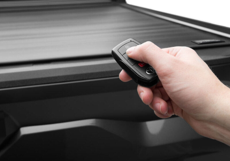 15-20 Ford F-150 Retrax EQ0374 6'7" Bed EQ Electric Retractable Tonneau Cover w/ T-Slot Rails