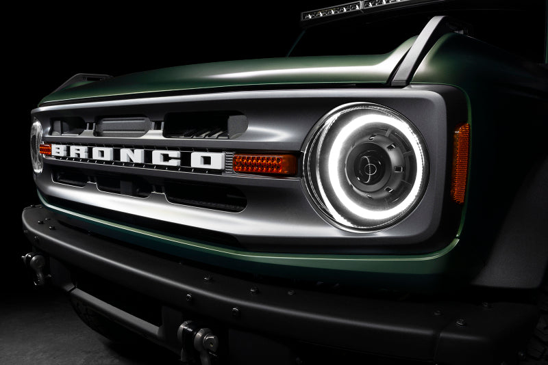 21-23 Ford Bronco Oracle Lighting 5886-023 Oculus Bi-LED Projector Headlights-Amber/White Switchback