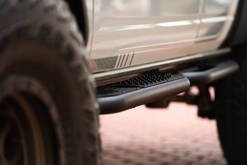 21-23 Ford Bronco 4 Door DV8 Offroad SRBR-02 OE Plus Series Side Steps