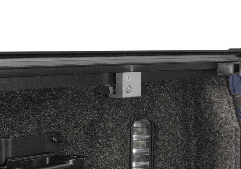 09-14 Ford F-150 Retrax 30371 5'7" IX Manual Retractable Tonneau Cover