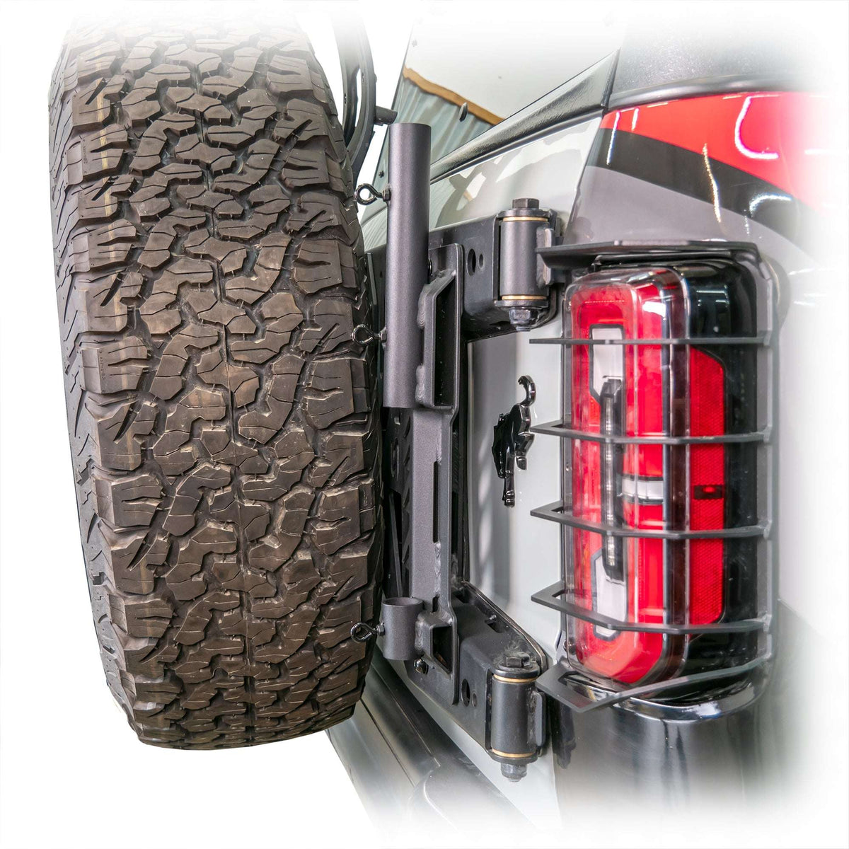 21-26 Ford Bronco Turn Offroad EAF2-M1 HD Tailgate Flag Mount