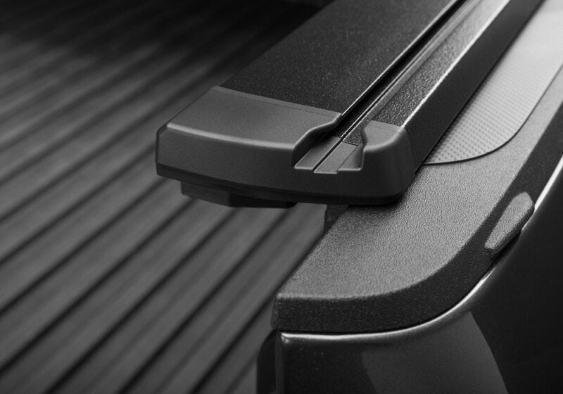 21-23 Ford F-150 Retrax EQ0379 6'7" Bed EQ Electric Retractable Tonneau Cover w/ T-Slot Rails