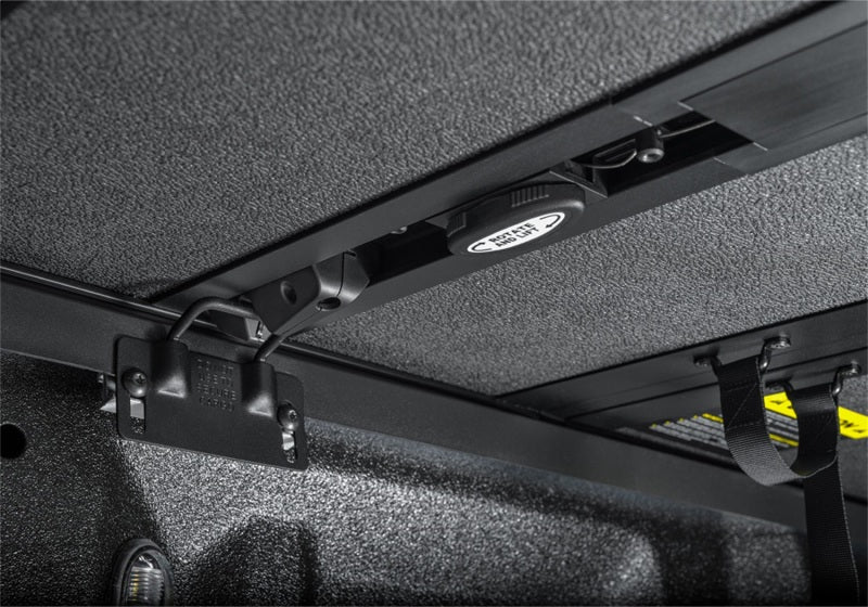 22-24 Ford Maverick Extang 88735 (4ft. 6in. Bed) Solid Fold ALX