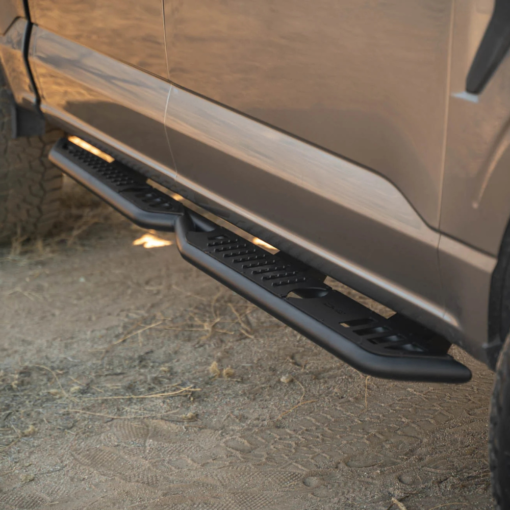 15-26 Ford F-150 / 17-26 Raptor DV8 Offroad SRFF1-01 OE Plus Side Steps