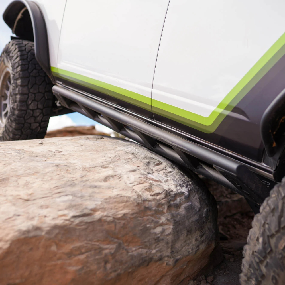 21-26 Ford Bronco DV8 Offroad SRBR-07 FS-15 4-Door Rock Sliders V2