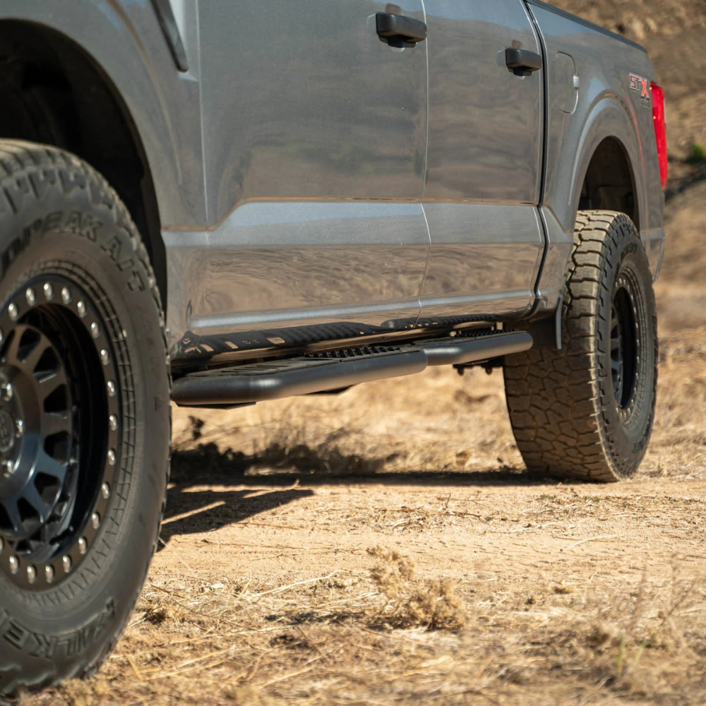 15-26 Ford F-150 / 17-26 Raptor DV8 Offroad SRFF1-01 OE Plus Side Steps