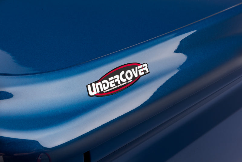 21-25 Ford F-150 Crew Cab UnderCover UC2206L-JX 5.5ft Lux Bed Cover -Lead Foot Gray