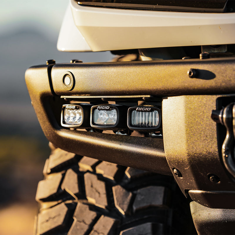 22-23 Ford Bronco Raptor / 21+ Ford Bronco Rigid 46731 Mod Bumper Triple SR-M Fog Light Kit