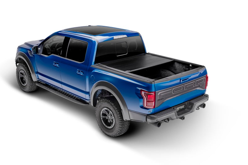 15-22 Ford F-150 Retrax 30373 5'7" Bed  IX Manual Retractable Tonneau Cover
