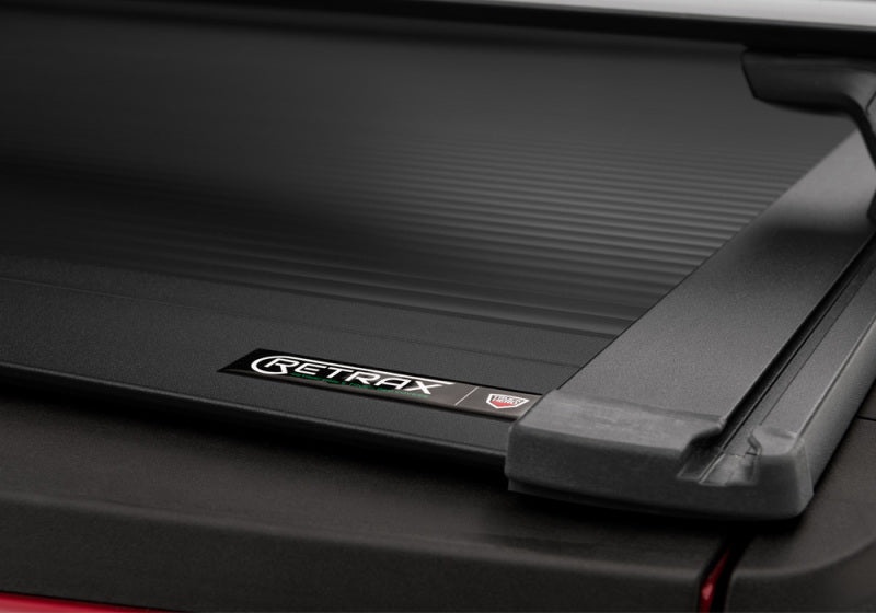 15-20 Ford F-150 Retrax T-60374 6'7" RetraxONE XR Manual Retractable Tonneau Cover w/ T-Slot Rails