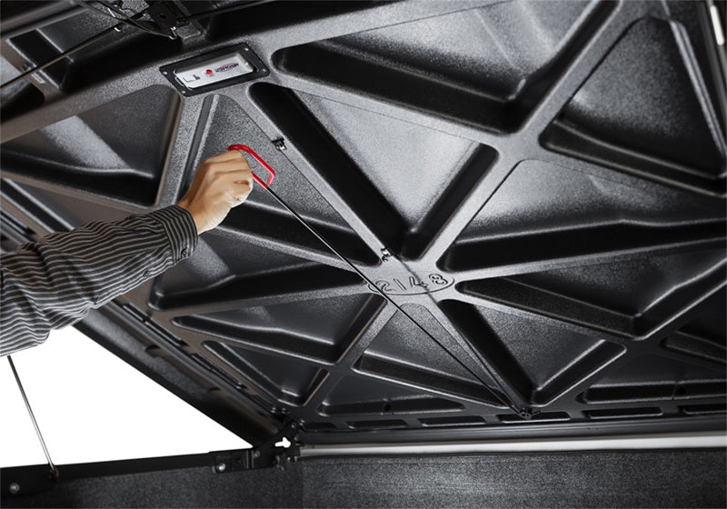 21-25 Ford F-150 Crew Cab UnderCover UC2208 5.5ft Elite Bed Cover - Black Textured