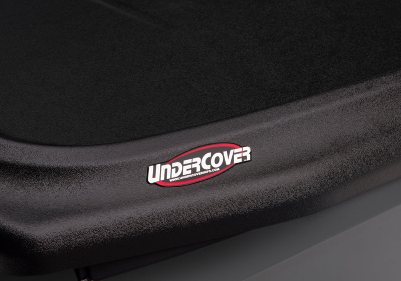 15-20 Ford F-150 UnderCover UC2156 5.5ft SE Bed Cover -Black Textured